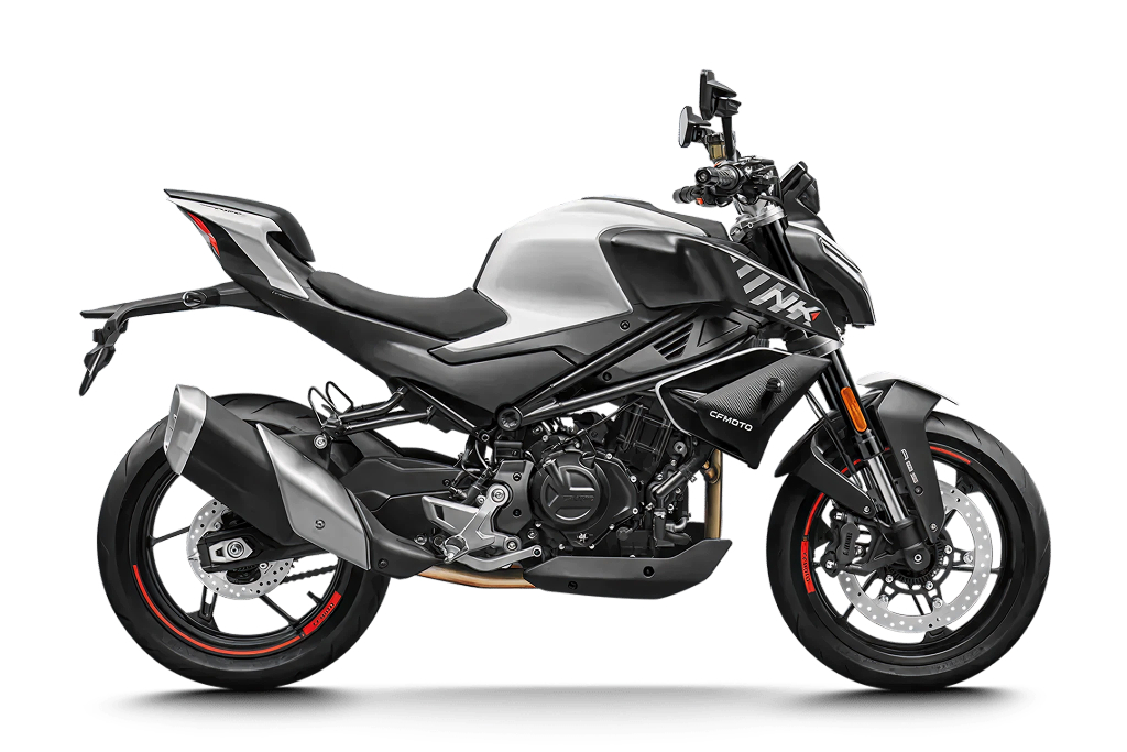 CF Moto Martínez - CFMOTO 450 NK naked en versión gris y negra CF Motos Martínez - Perfil lateral de la moto naked CFMOTO 450 NK en tonos gris y negro