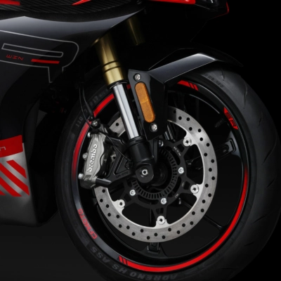 CF Moto Martínez – Frenos y control en la CFMOTO 450SR. CF Moto Martínez – Sistema de frenos de la CFMOTO 450SR.