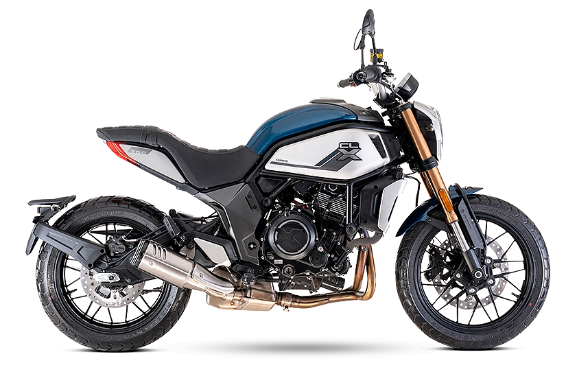 CF Moto Martínez - Perfil lateral de la CFMOTO 700 CL-X Heritage CF Motos Martínez - Vista lateral de la moto CLX CFMOTO 700 CL-X Heritage